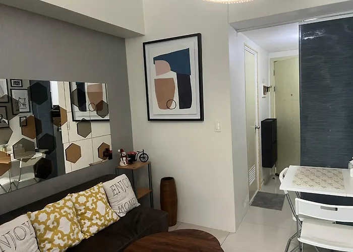 Jazz Residences Luxury Staycation * Manila